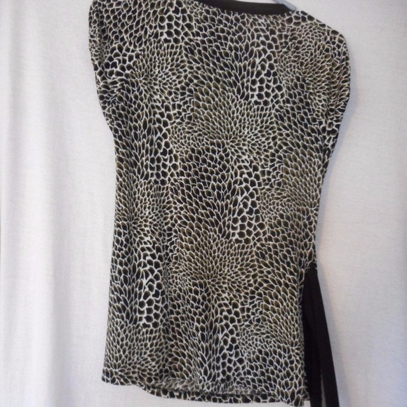 Tailor by B. Moss Size S Snake Print Blouse top - Picture 2 of 8